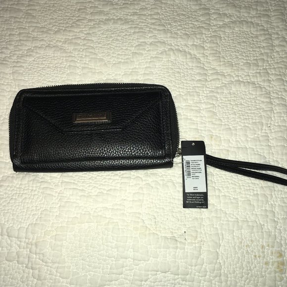 Tahari Women's Black Trendsetter Clutch Wallet Organizer with Wrist Strap NWT - Picture 10 of 15
